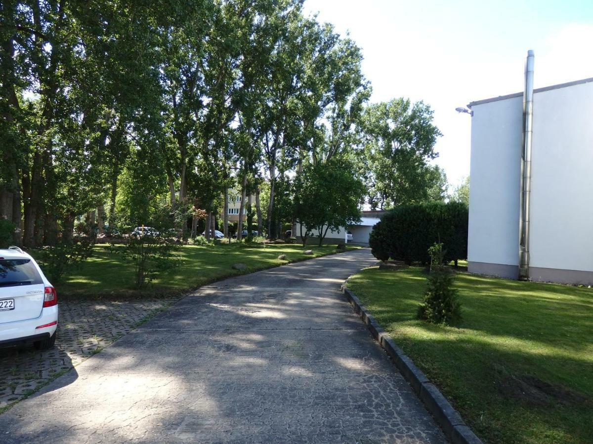 Zur Saale Weissenfels Exterior foto